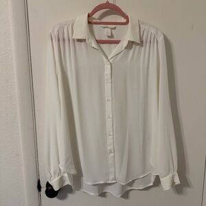 Elegant White Button-Up Blouse Size Medium